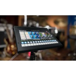 PreSonus EarMix-16M 16x2 AVB-Networked Personal Monitor Mixer -Microphone Shop PRE EARMIX 16M 3